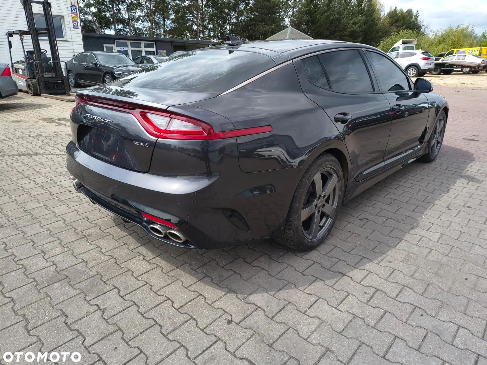 Kia Stinger 2.0 T-GDI GT Line - 1