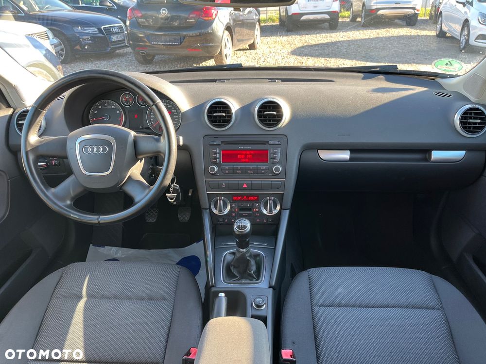Audi A3 Sportback 1.6 Attraction - 8
