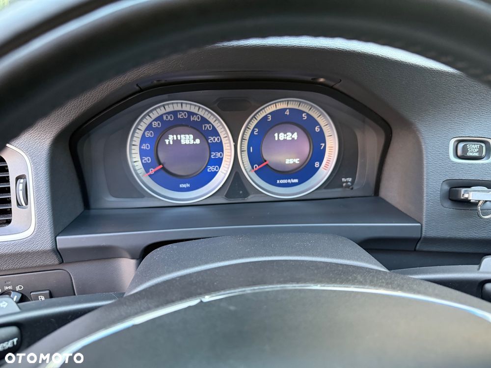 Volvo S60 T6 AWD R-Design - 15