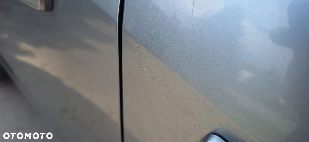 Opel Meriva B Drzwi Przód Przednie Prawe Kod Lakieru Z179 - 18