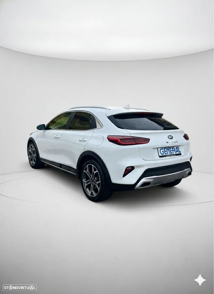 Kia XCeed 1.0 T-GDI Tech - 4
