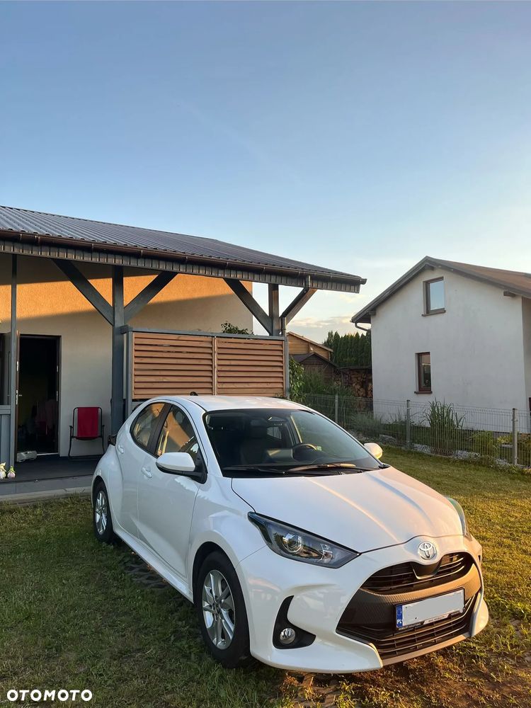 Toyota Yaris - 1