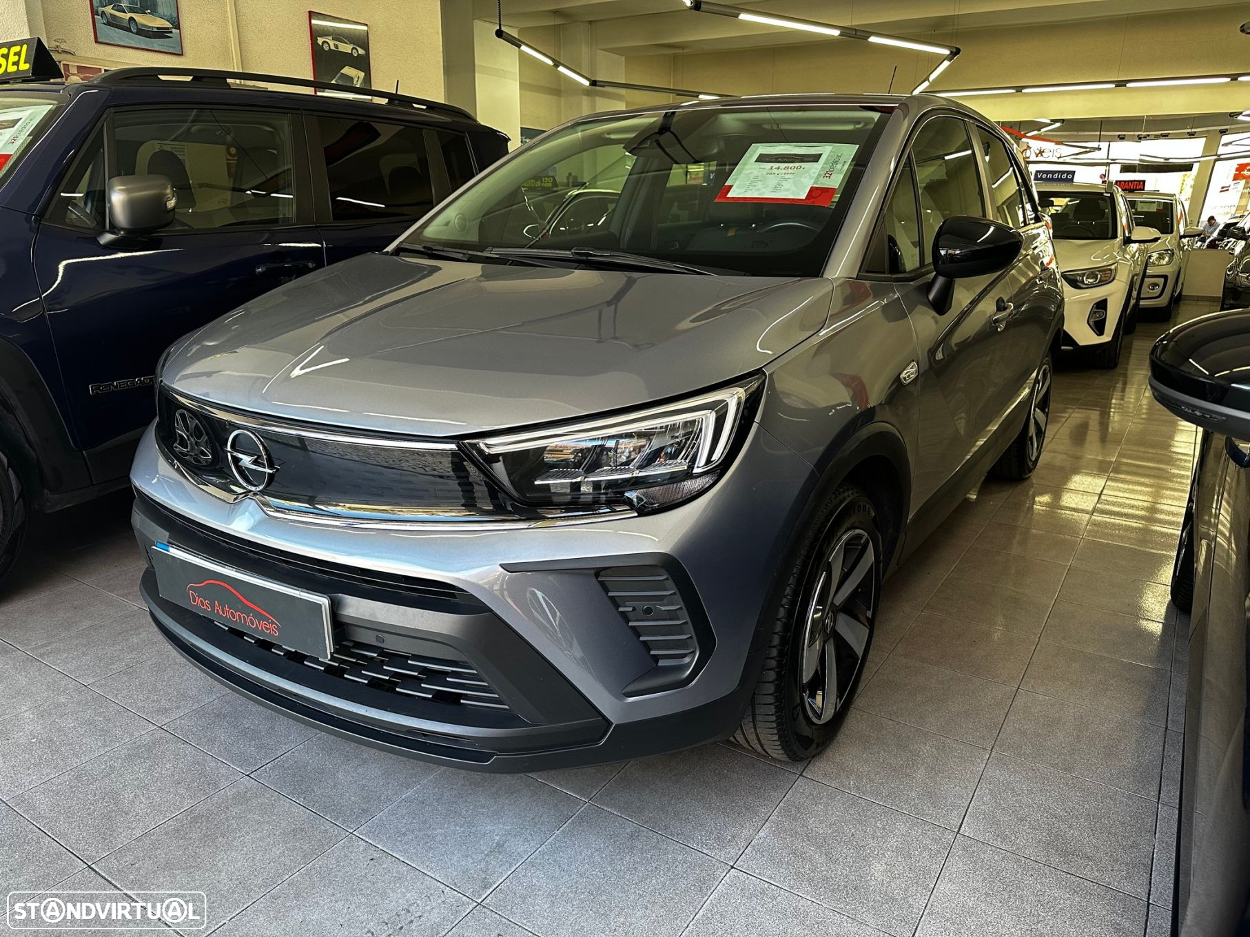Opel Crossland 1.2 Business Edition - 4