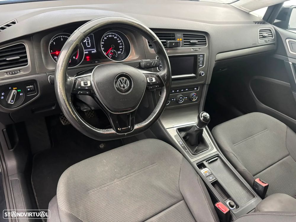 VW Golf - 7
