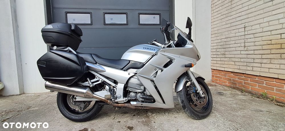 Yamaha FJR - 18