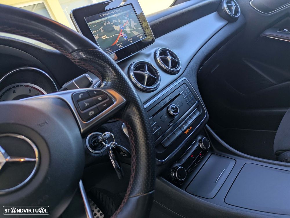 Mercedes-Benz GLA 180 CDi AMG Line Aut. - 16