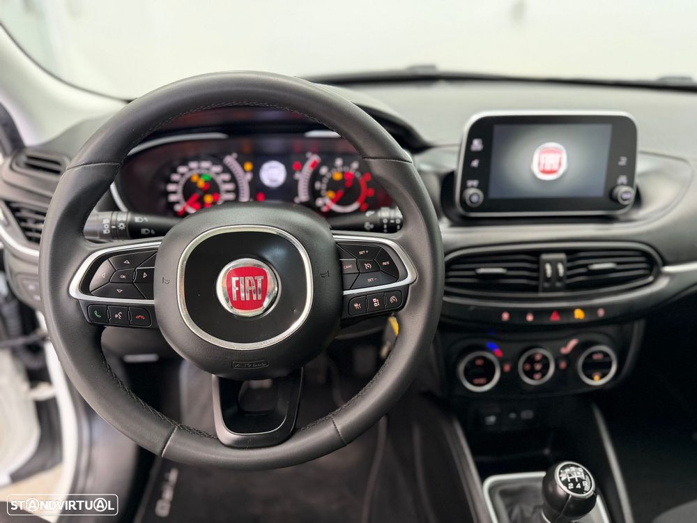 Fiat Tipo Station Wagon 1.3 M-Jet Lounge - 6