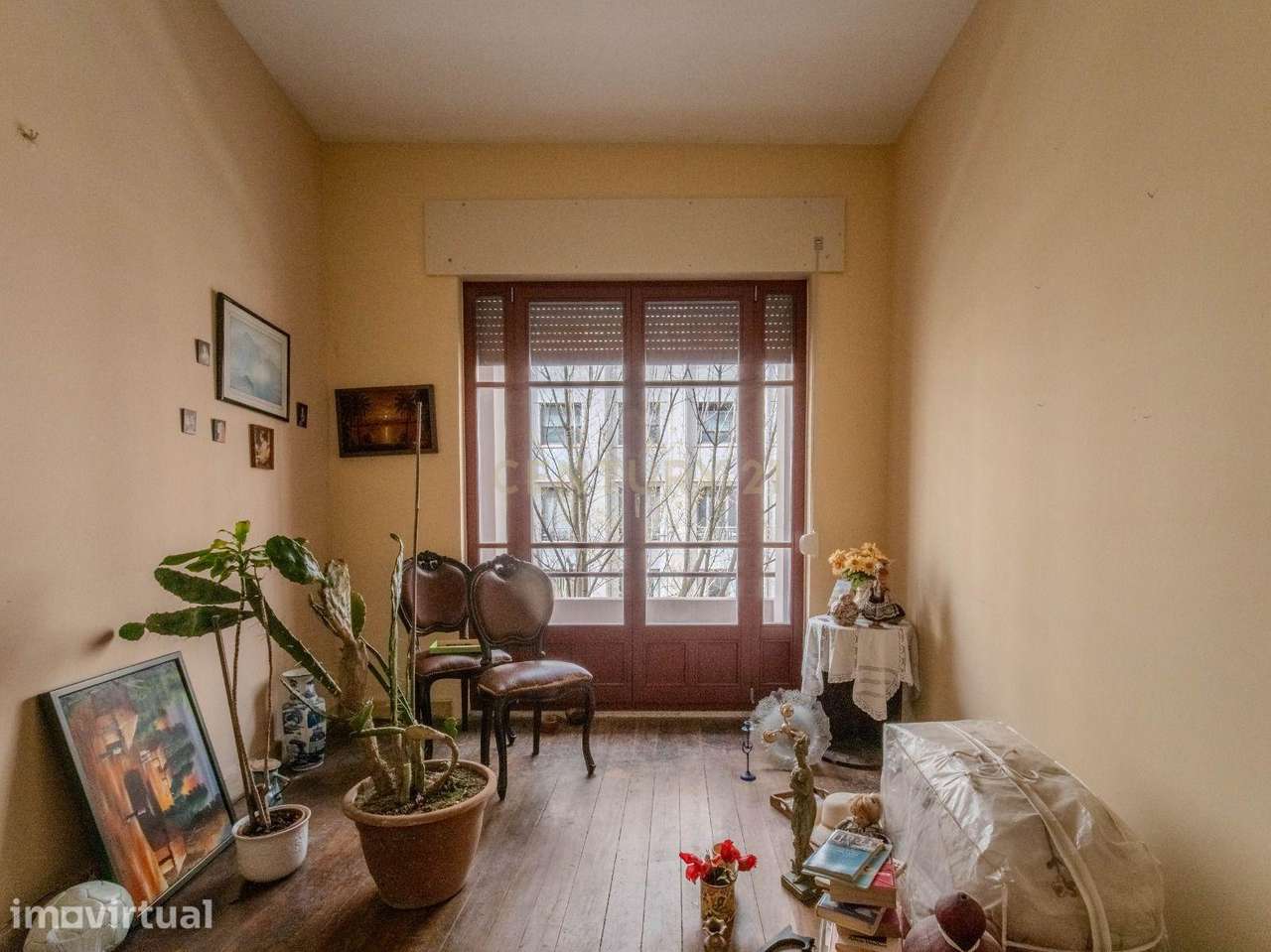 Apartamento T3 para remodelar | Possibilidade de 2 T1 | Centro do Port - Grande imagem: 3/15