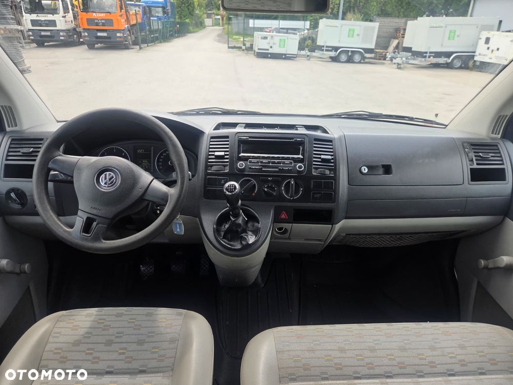 Volkswagen TRANSPORTER T5 - 9