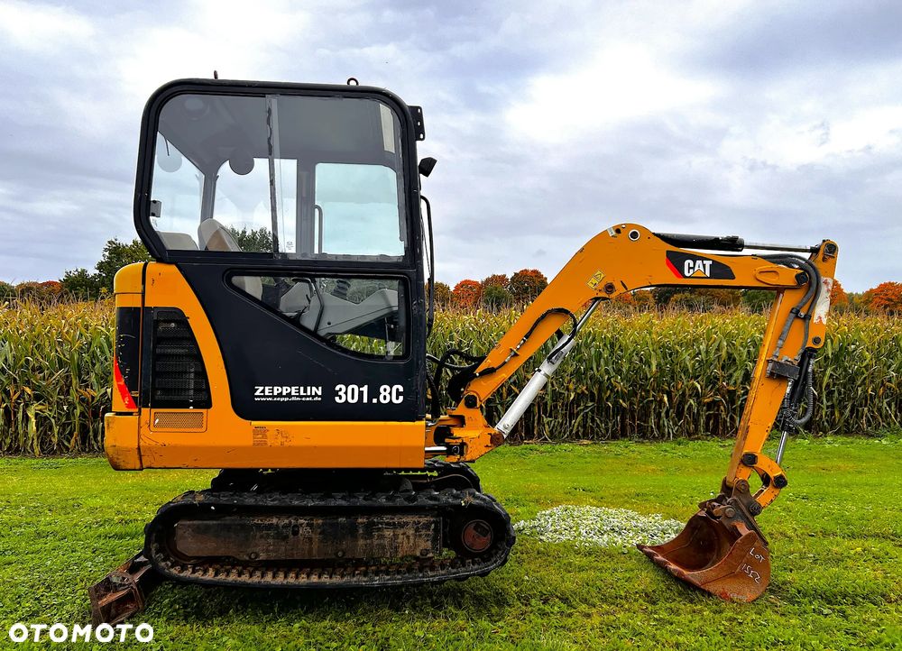 Caterpillar 301.8 C - 8