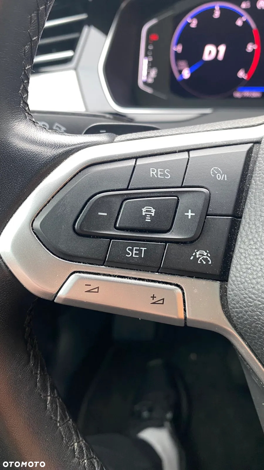 Volkswagen Passat 2.0 TDI Business DSG - 18