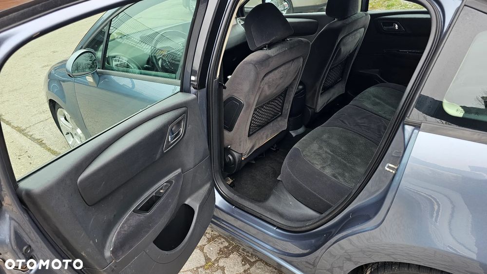 Citroën C4 2.0 HDi Exclusive - 15