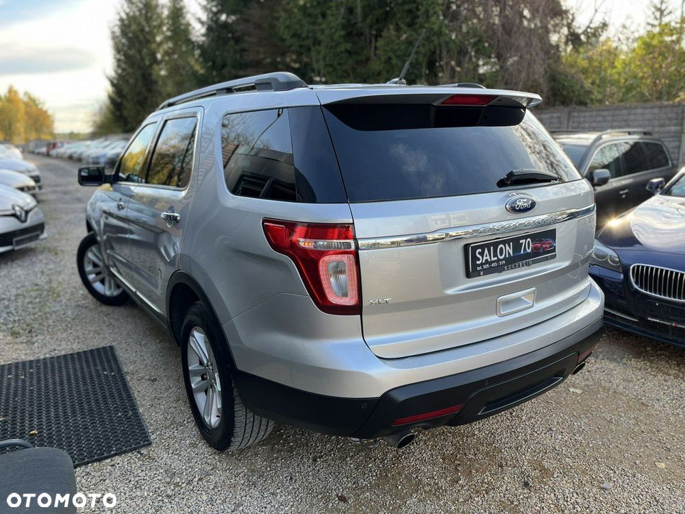 Ford Explorer - 4