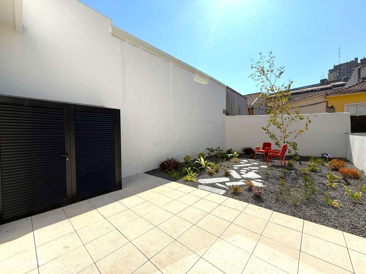 T1+2 | Remodelado e decorado com Jardim | Metro Campo 24 de Agosto | P - Grande imagem: 4/24