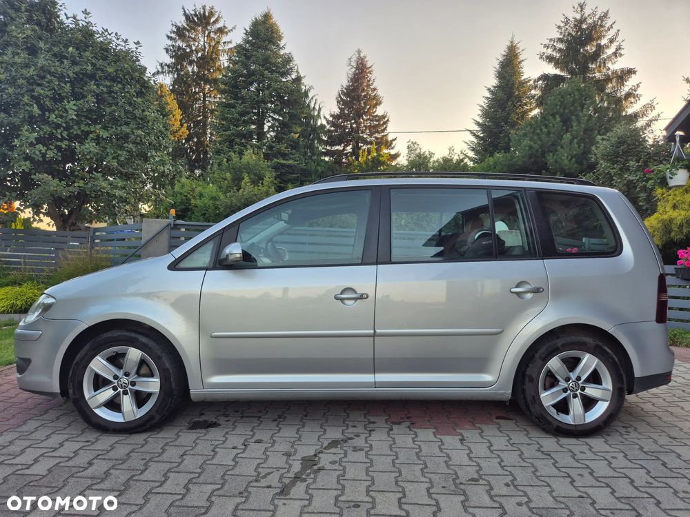 Volkswagen Touran 2.0 TDI Trendline - 3