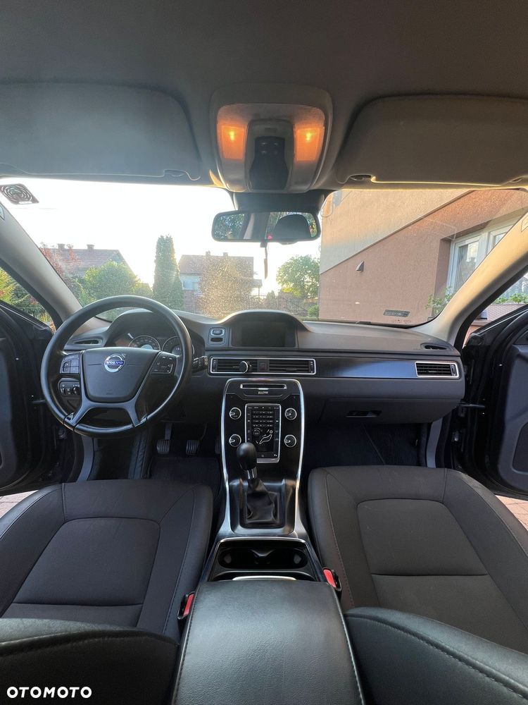 Volvo V70 D3 Edition - 8