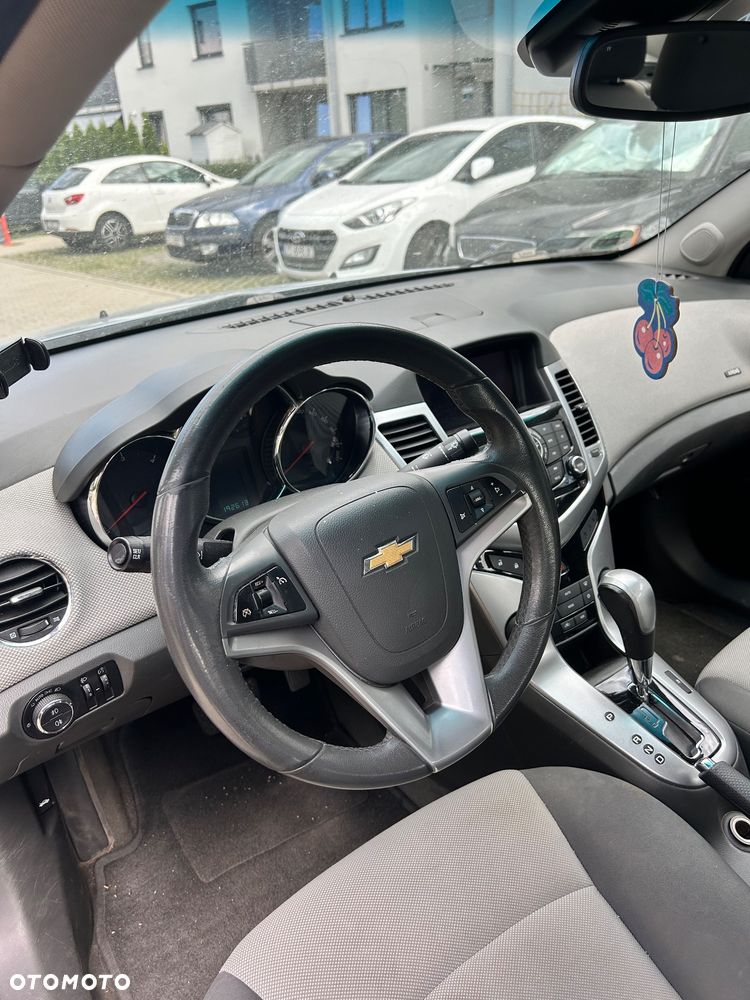Chevrolet Cruze - 9