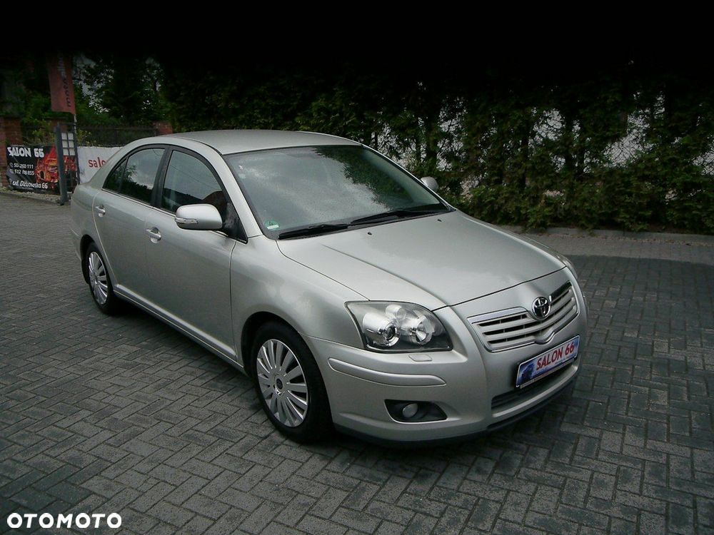 Toyota Avensis 2.0 VVT-i Sol plus Premium - 3