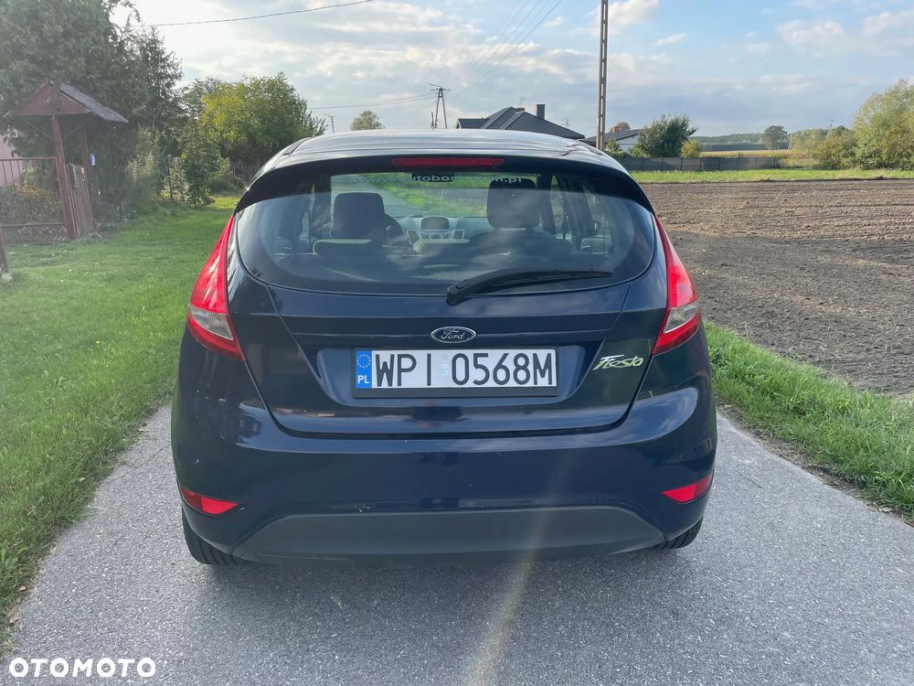 Ford Fiesta - 6