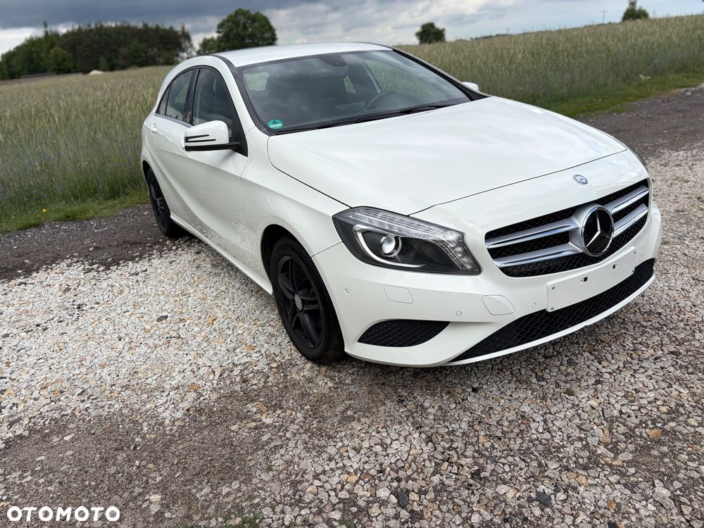 Mercedes-Benz Klasa A 180 BlueEfficiency Edition - 2