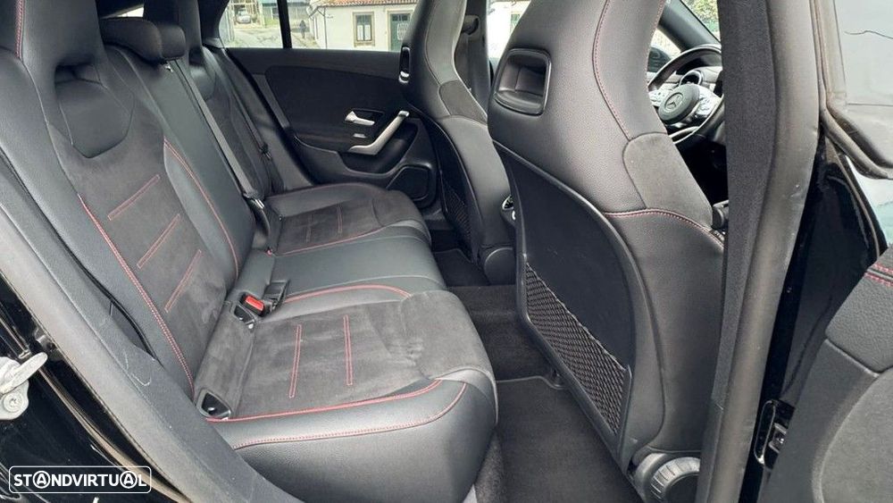 Mercedes-Benz CLA 200 - 21