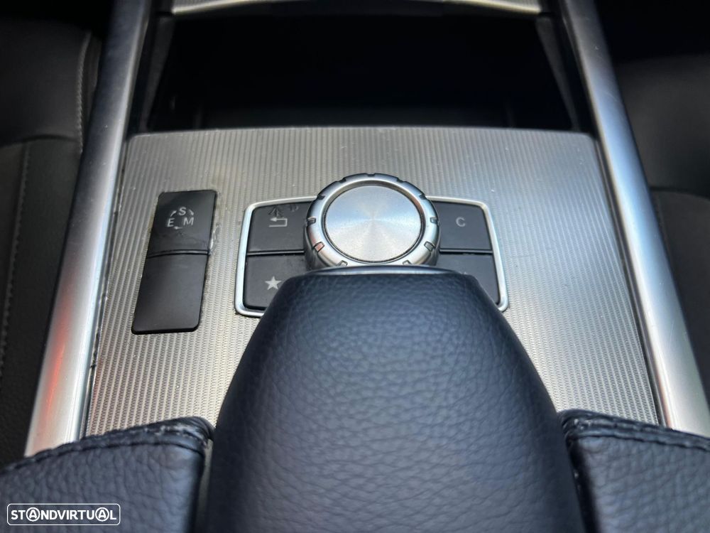 Mercedes-Benz E 250 BlueTEC Avantgarde Auto. - 32