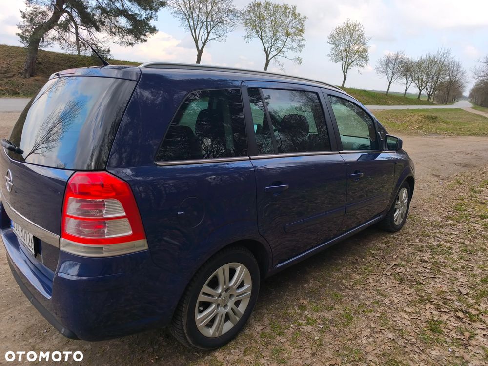 Opel Zafira 1.8 - 5