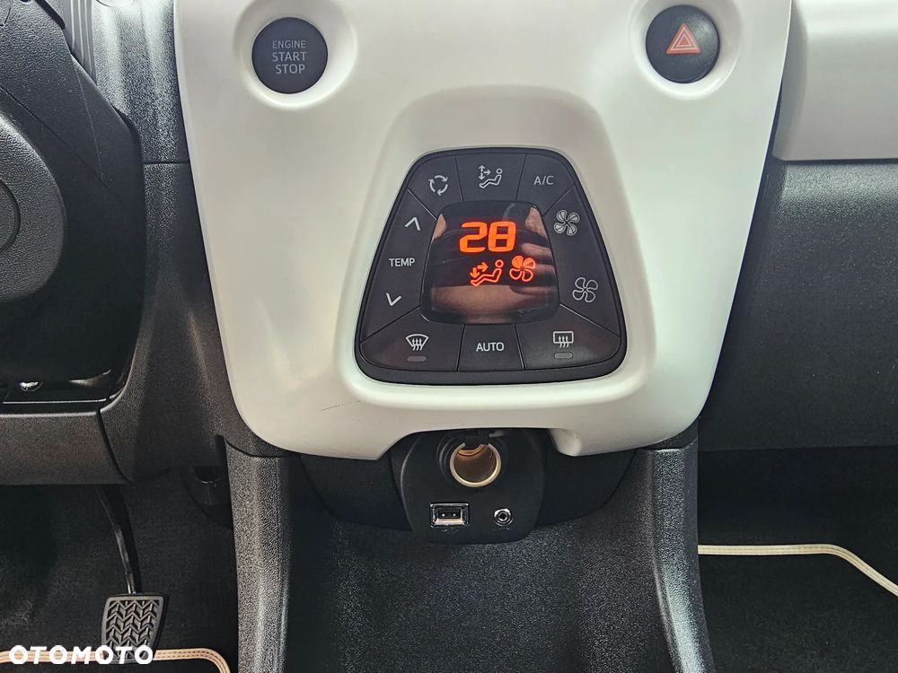 Peugeot 108 VTI 72 ETG5 Top Collection - 14