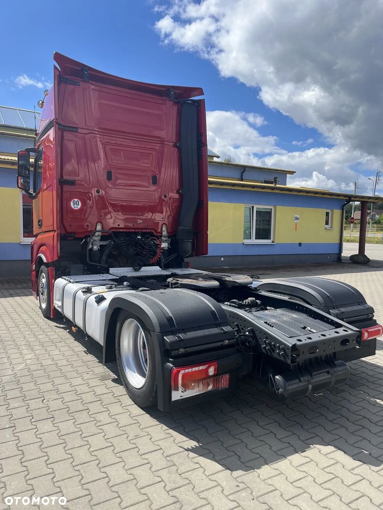 Mercedes-Benz Actros 1848 Gigaspace Lowdeck 500 tys km Klima parkingowa Ksenony Airbag Ledy - 2