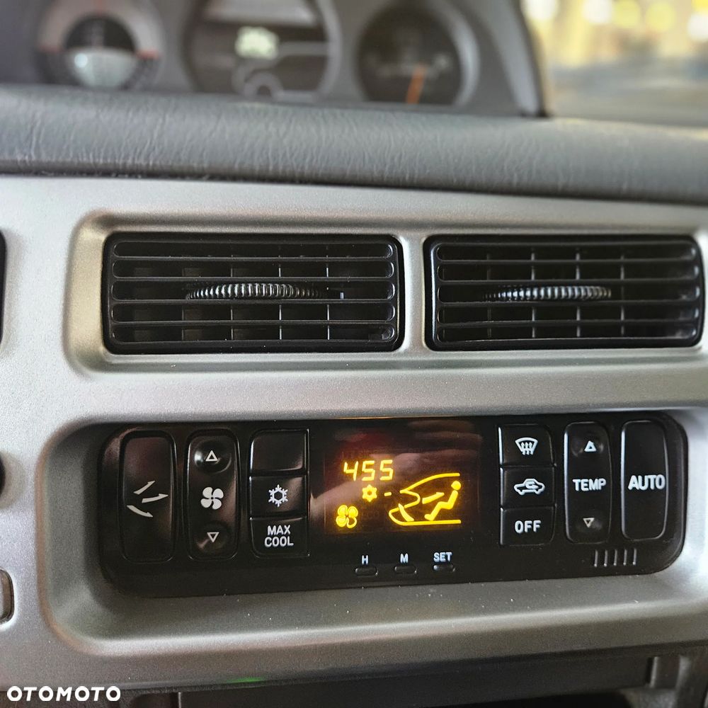 Mitsubishi L200 Pick Up 4x4 Intense Club Cab - 37