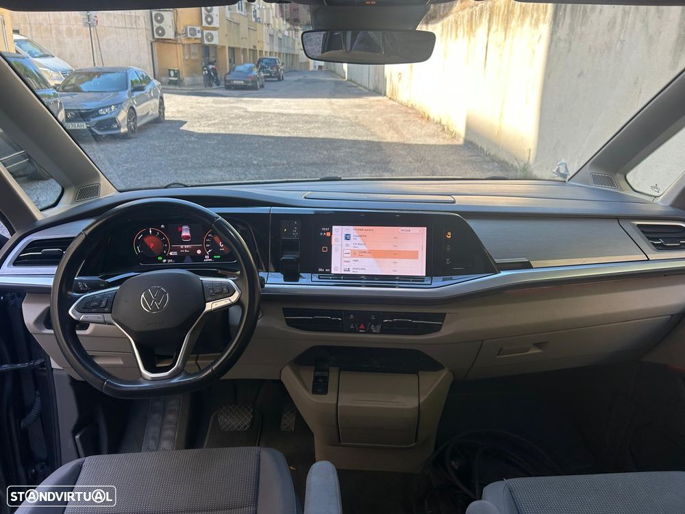 VW Multivan - 12