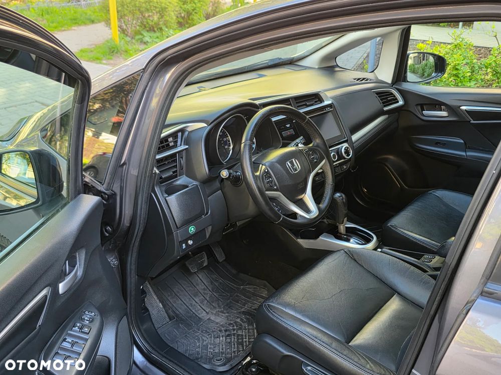 Honda Jazz 1.3 Elegance (ADAS/OGS2) CVT - 17