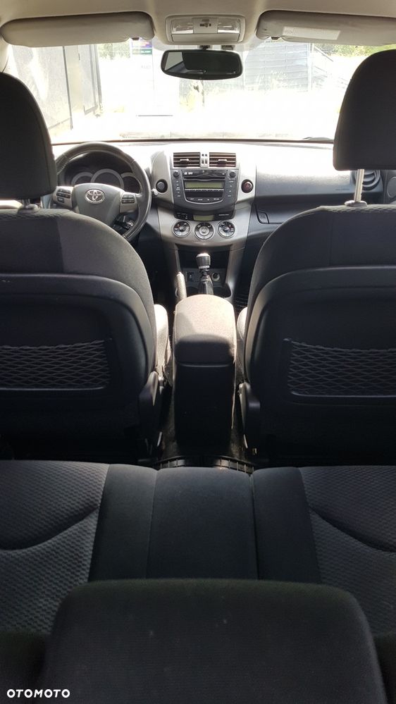 Toyota RAV4 - 20