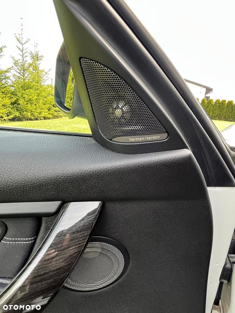 BMW Seria 3 335d Touring xDrive Sport Line - 7