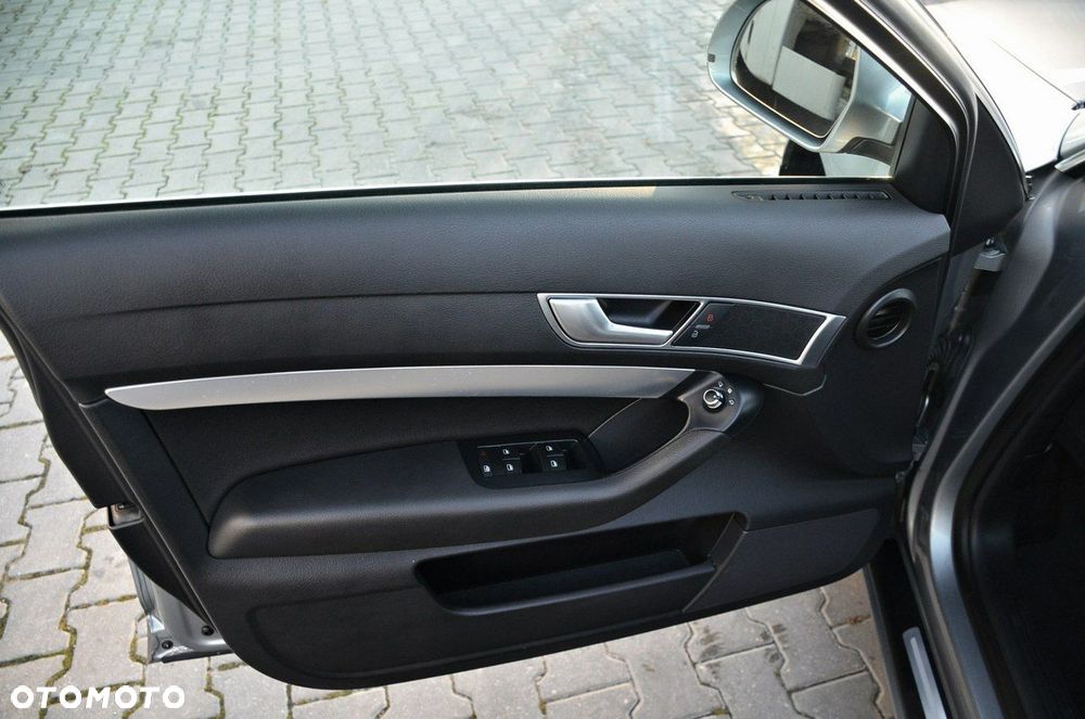 Audi A6 Avant - 14