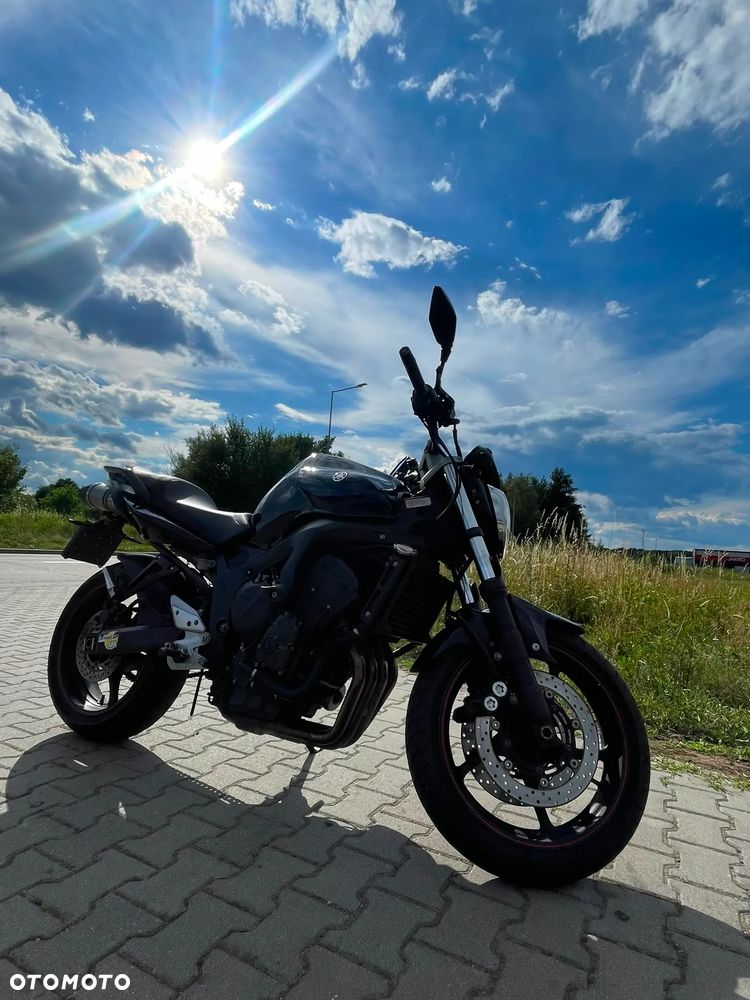 Yamaha FZ6 - 1