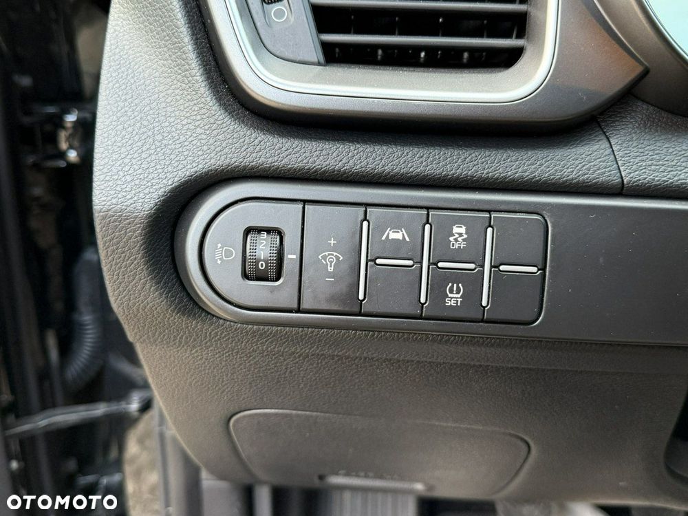 Kia Ceed 1.0 T-GDI M - 23