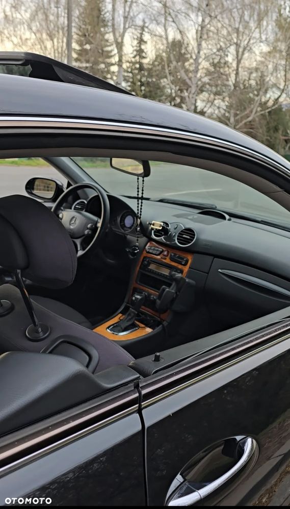 Mercedes-Benz CLK - 6