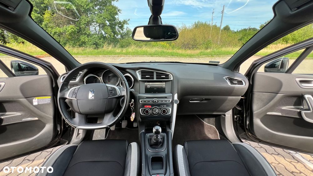 Citroën DS4 PureTech 130 Stop&Start SoChic - 23