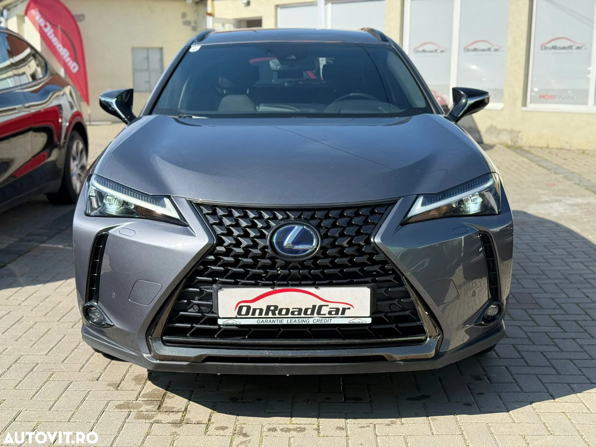 Lexus UX 250h 2.0L HEV 20H- (178 HP) 4X2 CVT Executive - 15