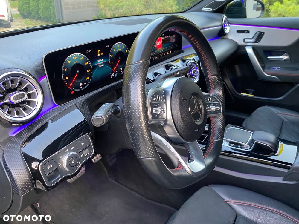 Mercedes-Benz Klasa A 250 Edycja specjalna 7G-DCT - 28