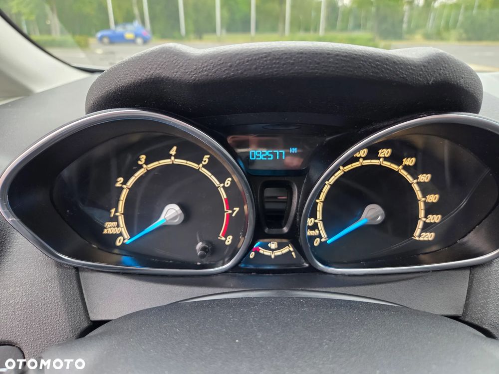 Ford Fiesta 1.25 Titanium EU6 - 17
