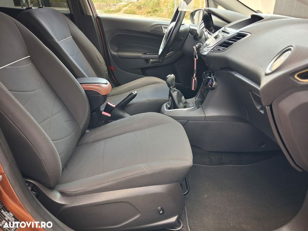 Ford Fiesta 1.6 TDCI Titanium - 6