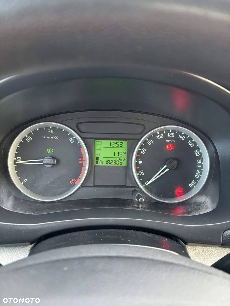 Skoda Roomster 1.4 TDI - 9