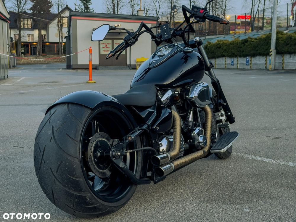 Yamaha Road Star - 1