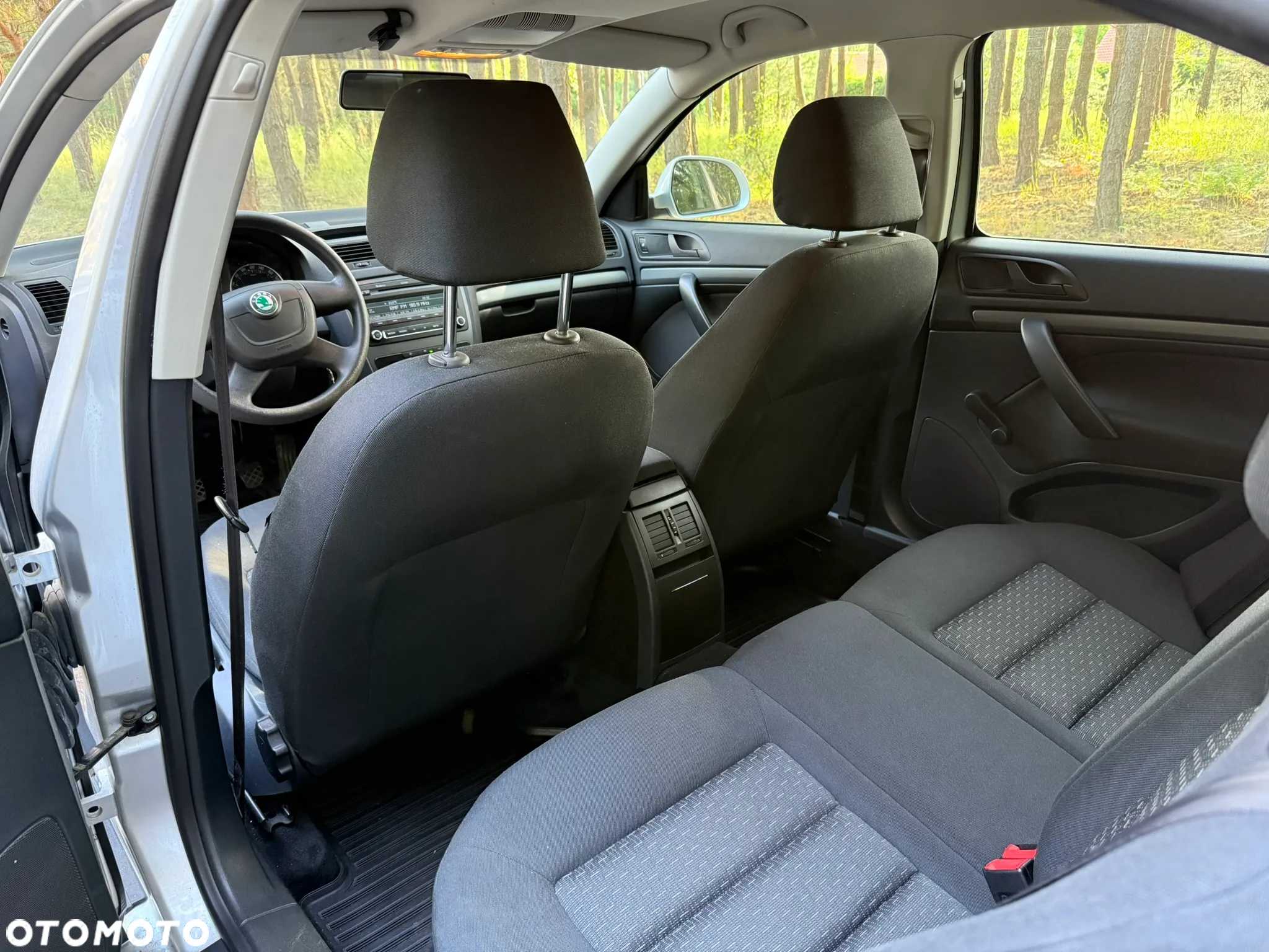 Skoda Octavia 1.6 - 13