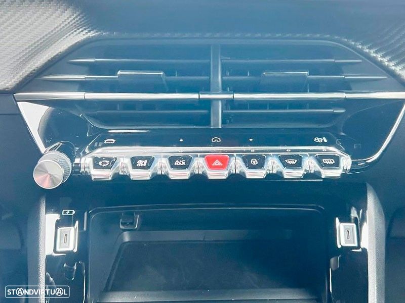 Peugeot 2008 1.2 Hybrid Allure e-DCS6 - 12