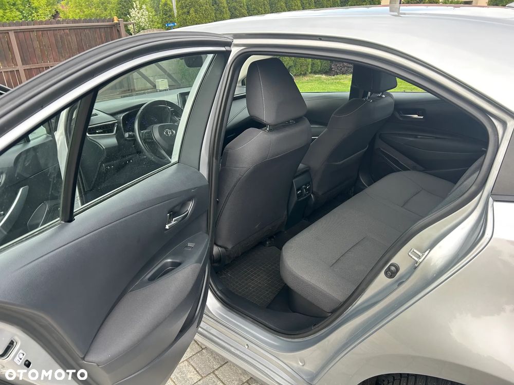 Toyota Corolla 1.8 Hybrid Comfort - 10