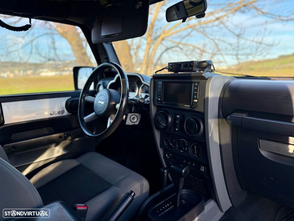 Jeep Wrangler 2.8 CRD DPF Auto Sahara - 5