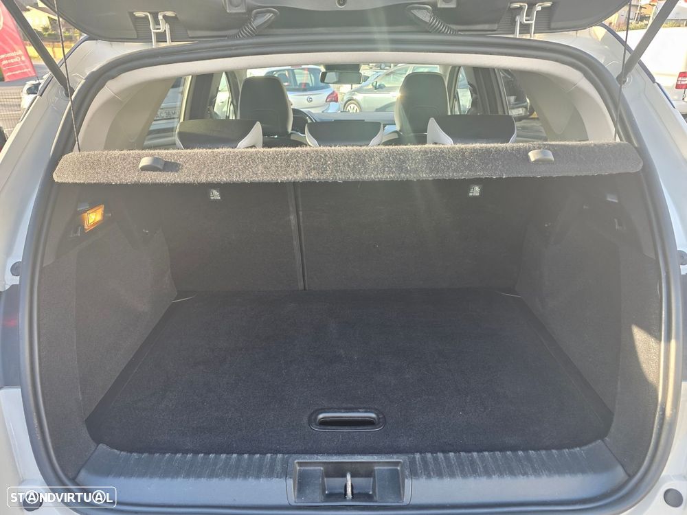 Renault Captur 1.5 dCi Initiale Paris EDC - 18